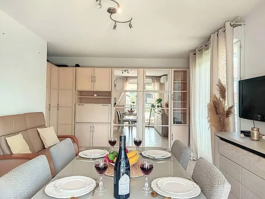 Apartmán Superbe Appartement Avec Balcon- Wifi- Clim Cagnes-sur-Mer Francie
